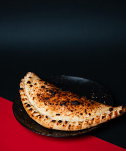 “Versace on the Floor” – Bruno Mars / Calzone